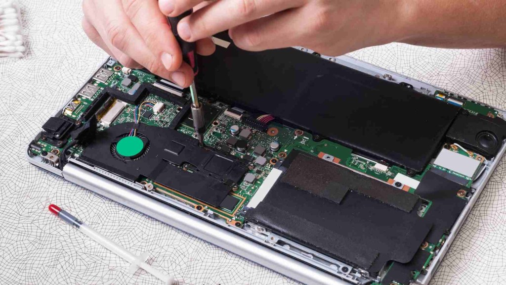 Picture of: DIY Laptop Repair Tips – PC Guide